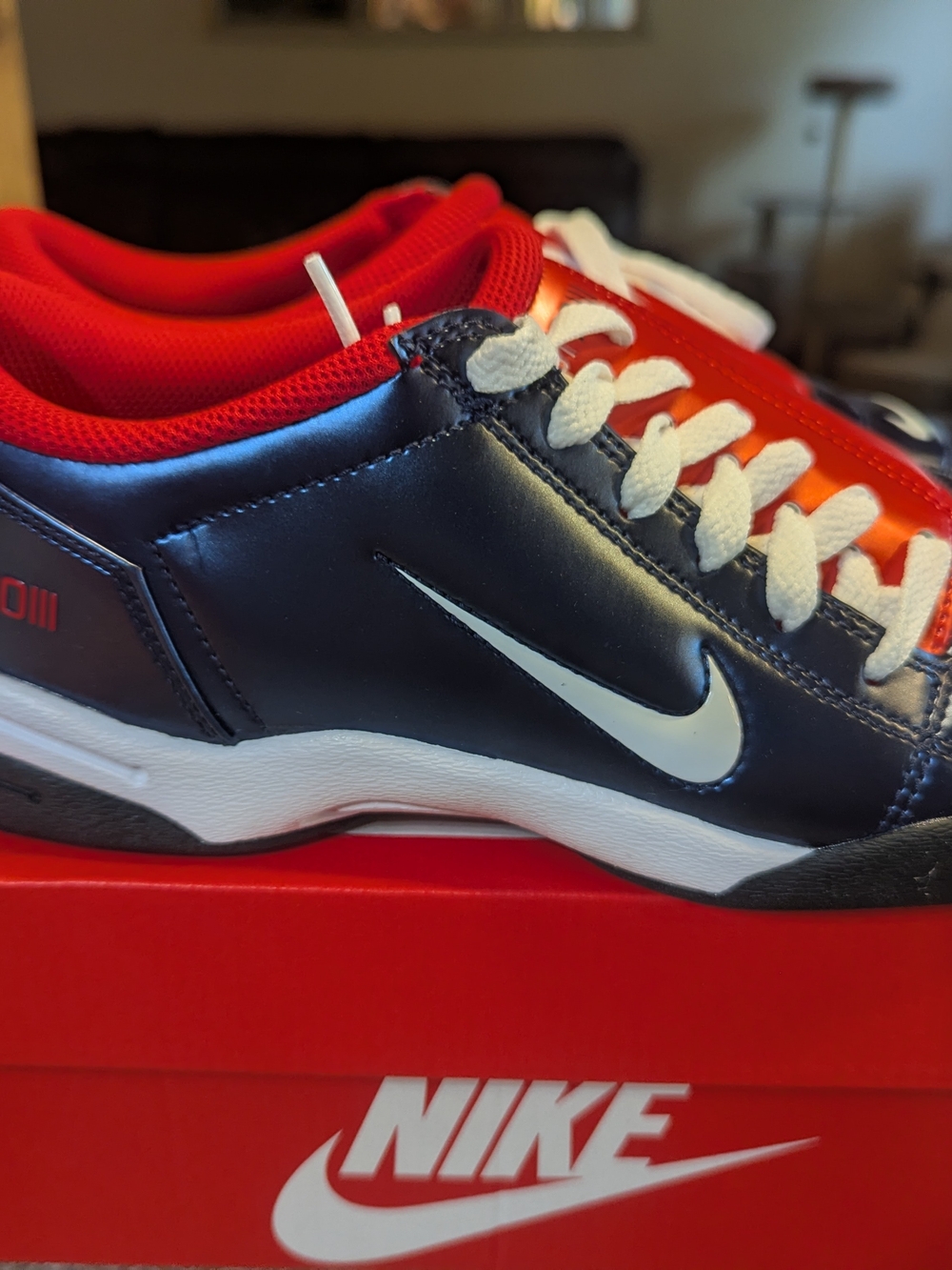 Nike Men’s Navy & Red Total 90